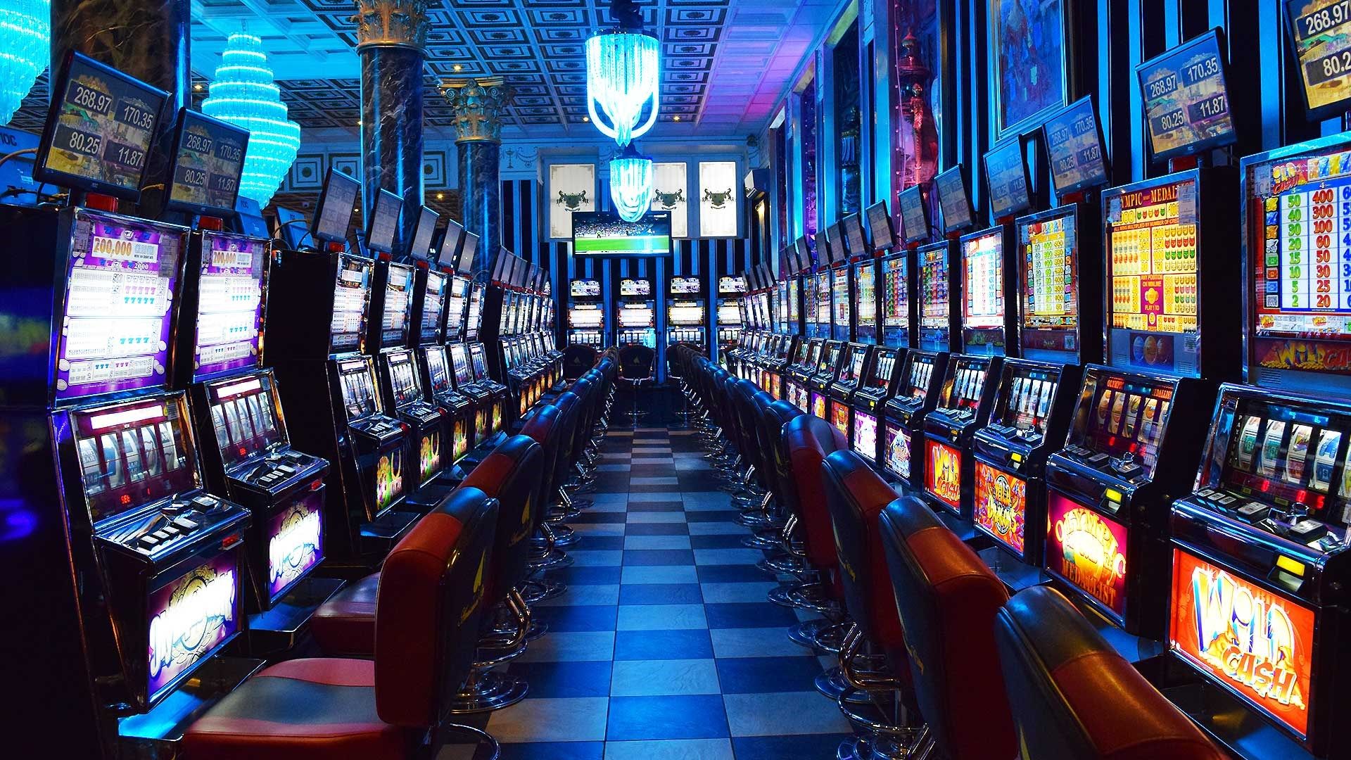 Slot Makinesi Psikolojisi: Kazanma İpuçları ve Derinlemesine Analiz